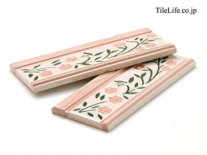 ボーダータイル。アクセントにどうぞ♪【先取り情報】