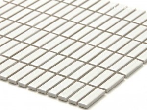 ホワイトボーダーのモザイクタイル♪【先取り情報】