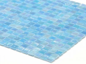 ついに入荷 ! 問い合わせ多数のガラスモザイク ! 貝殻のような煌き♪