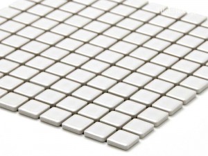 ホワイトモザイクタイル♪キッチンタイルなどにどうぞ！【先取り情報】