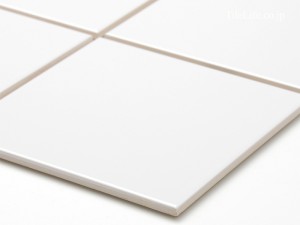 キッチンタイルに最適♪ホワイト内装壁タイル登場！【先取り情報】