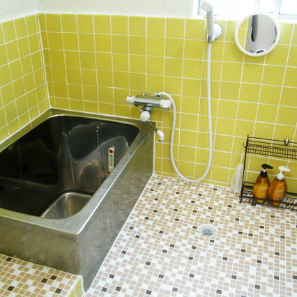 タイルオンタイル_浴室の床と壁_アフター