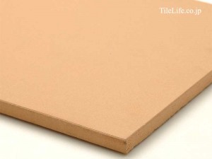 南欧風の住宅には欠かせないテラコッタ調タイルがお手頃価格で登場♪【先取り情報】