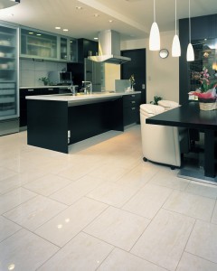 大理石？磨きタイル？　石を超えたタイルです！