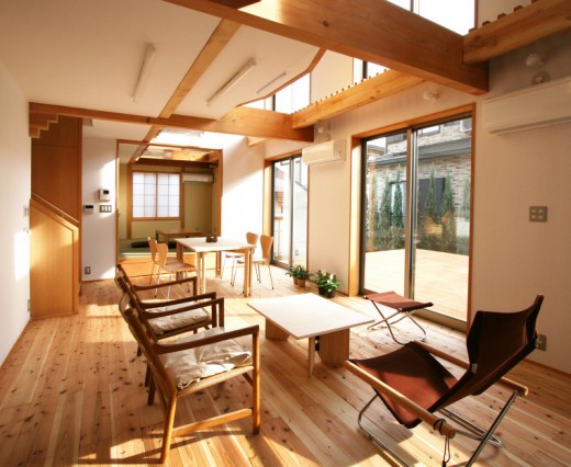 南側全て吹抜の家 南側全て吹抜の家