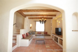 テラコッタタイルとは？特徴と使用例の写真を合わせてご紹介。