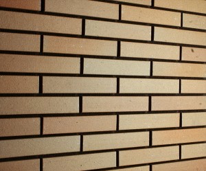 焼き物独特の魅力が楽しめます♪外壁ボーダータイル！