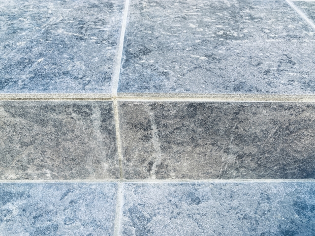 大理石調タイルのおすすめ20選！施工例や大理石調タイルを使う魅力も紹介【画像つき】