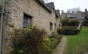 ライムストーンとは？他の石材との違いや建築事例も紹介