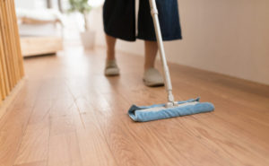 お掃除で気になるフローリングの溝について