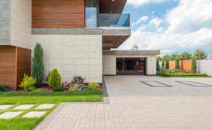 【施工事例付き】家の外構や庭に使うタイルの選び方とは？