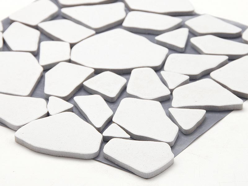 白い不規則な石材 楽天市場】【白御影石】角型 標準型 4寸 1個120×172×185ミリ