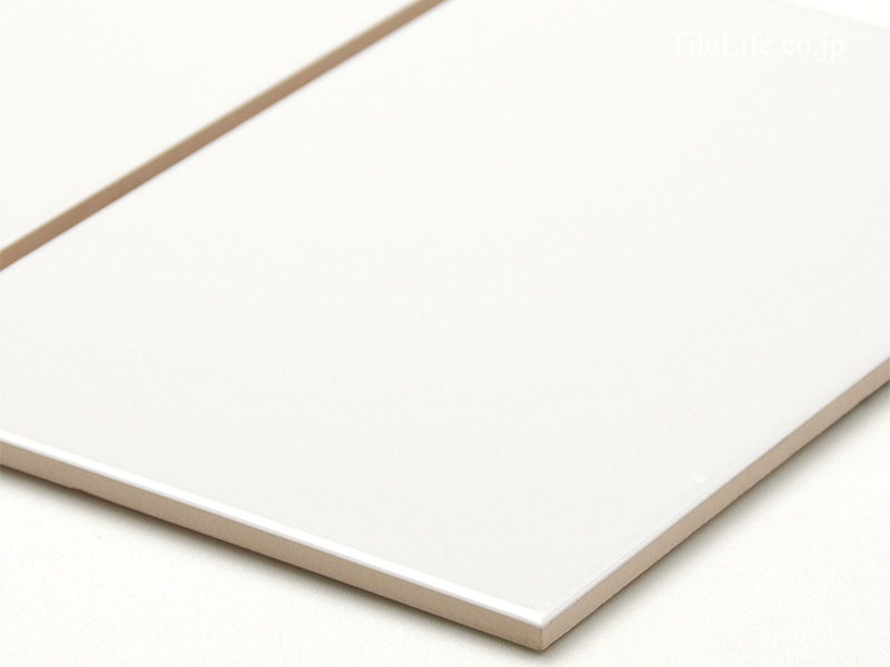 大人気ホワイト系ツヤあり ! 定番の内装タイル♪ タイルライフ アウトレットタイル販売（通販）サイト