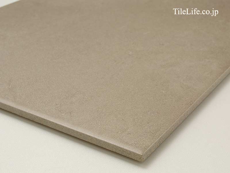 ナチュラル調タイル屋内床