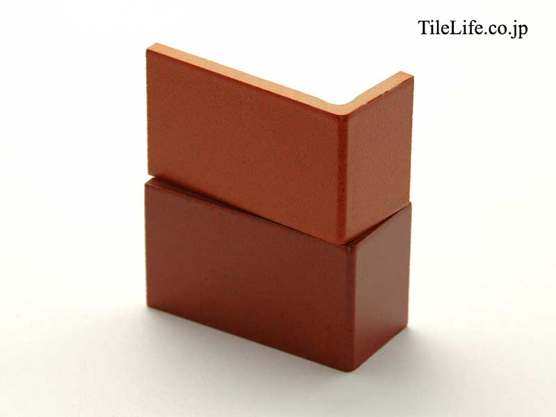 コーナータイル