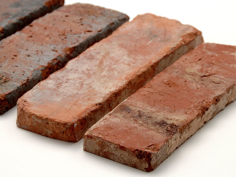 本物の古レンガ ! 赤系スライスレンガ新着 | タイルライフ