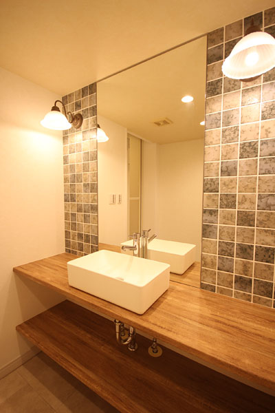 �����Τ��륿�����Ȥä������ߥƥ����Ȥ�¸���