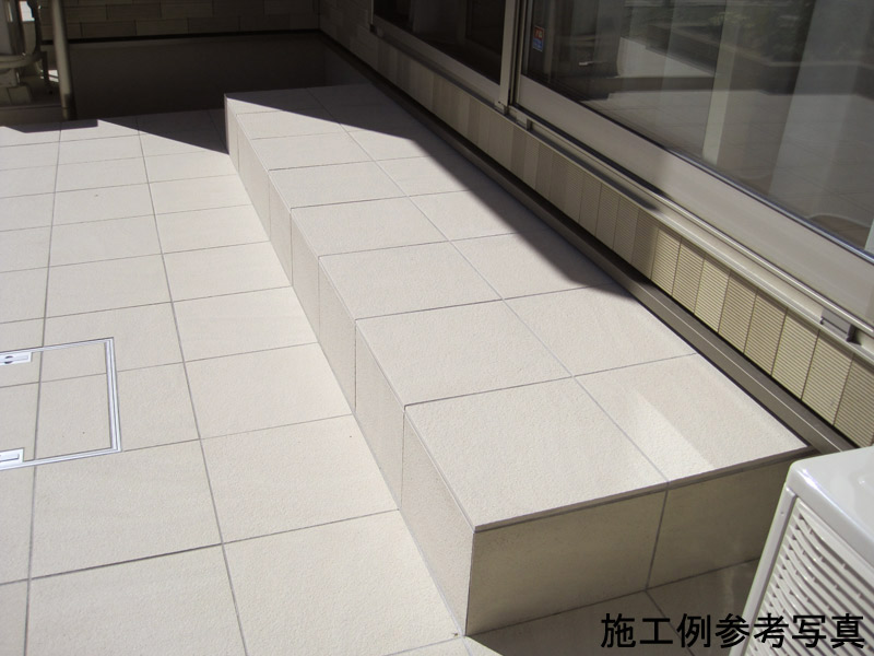 ライムストーン調床タイル こたたき面(石面) 600×300角平 ライト ライムストーン調床タイル こたたき面(石面) 600×300角平 ライト