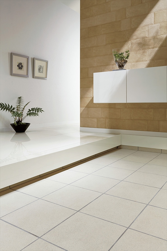 リクシル(INAX) 役物タイル 上がり框(かまち)? (90+150)×1200角かまち