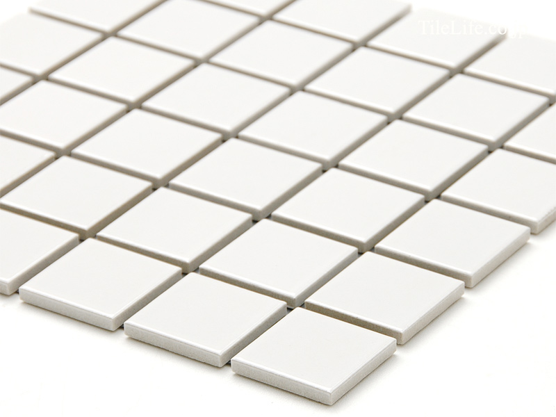 外装モザイクタイル 45角平 表面紙張り ブライトホワイト系 26642KOM