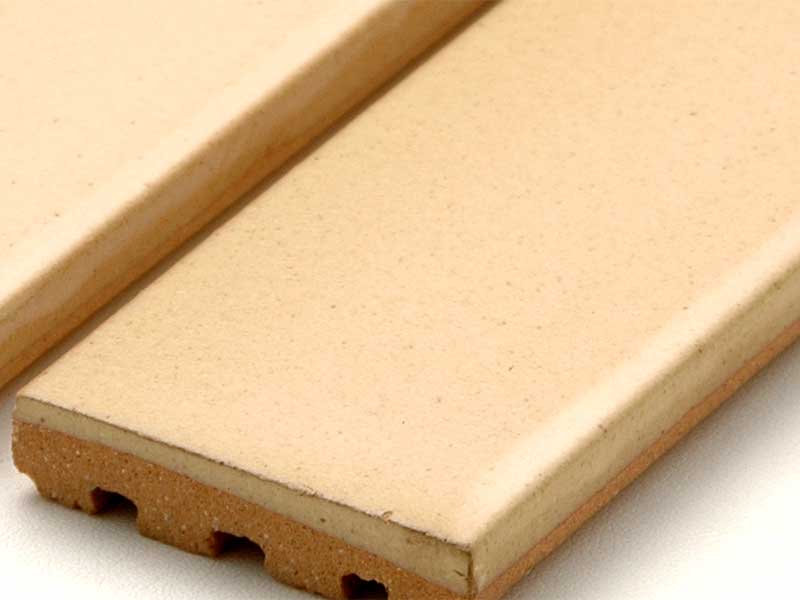 壁面タイル 333×62角平 ホワイトベージュ系 44941ZNK | タイルライフ