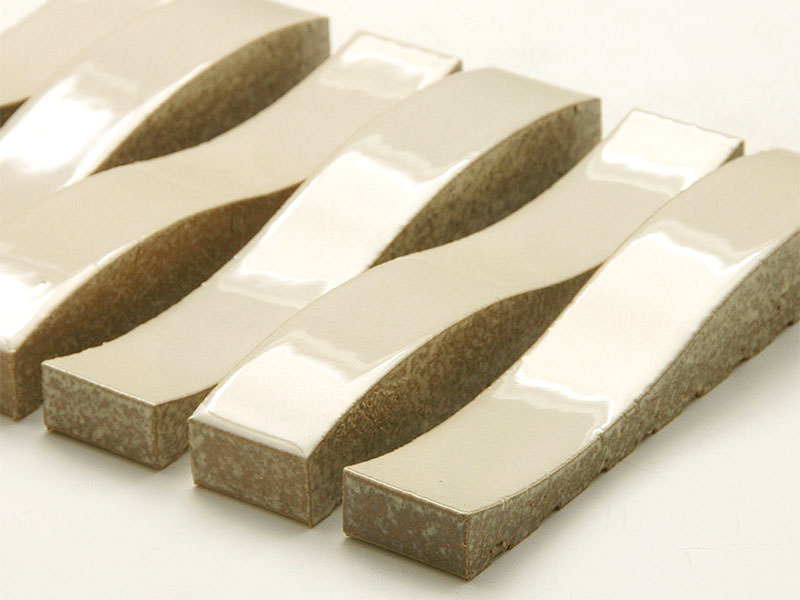 決定‼️29.5cm/インテリアタイル 内装デザインタイル 215×40角 ウェーブ面 ホワイト系 54925KSM